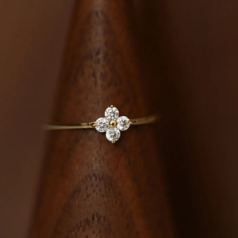 Zirconia Flower Ring
