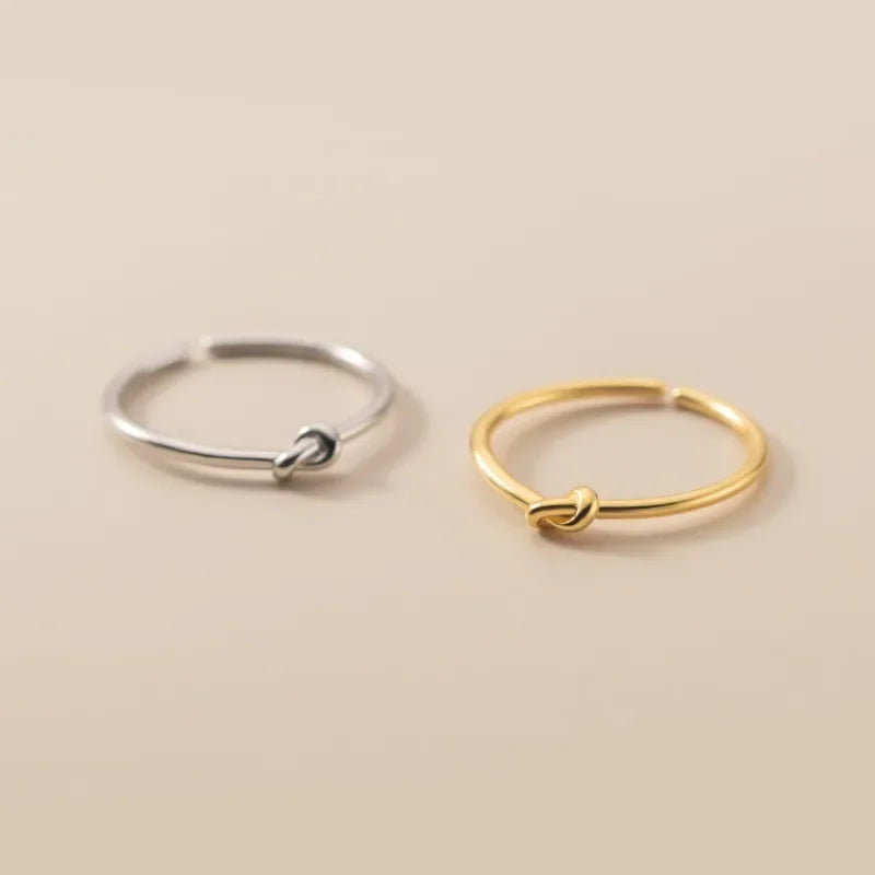 Simple Knot Ring