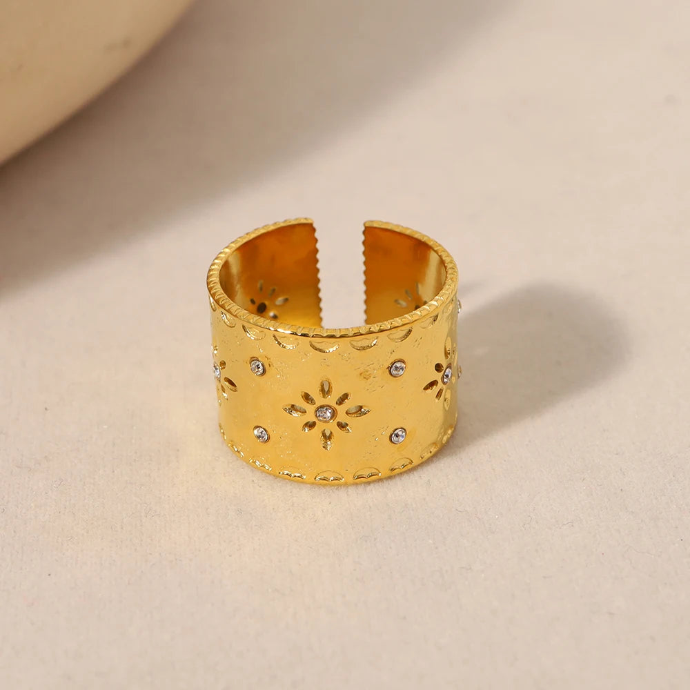 Geometric Flower Ring