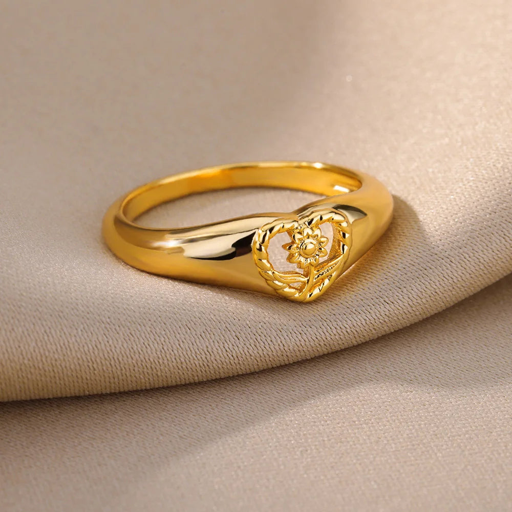 Hollow Heart Sunflower Ring