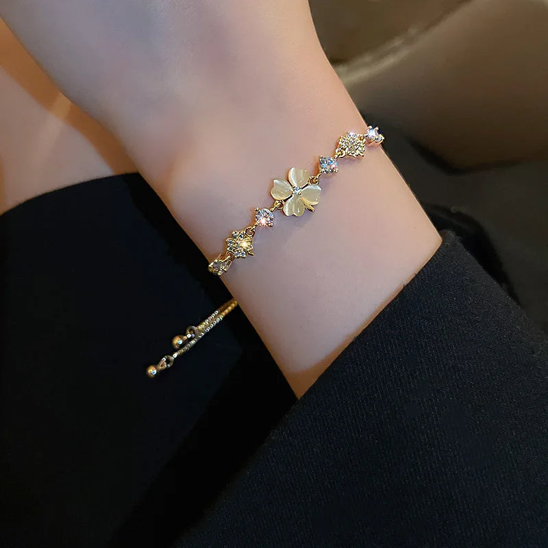 Zircon Opal Clover Bracelet