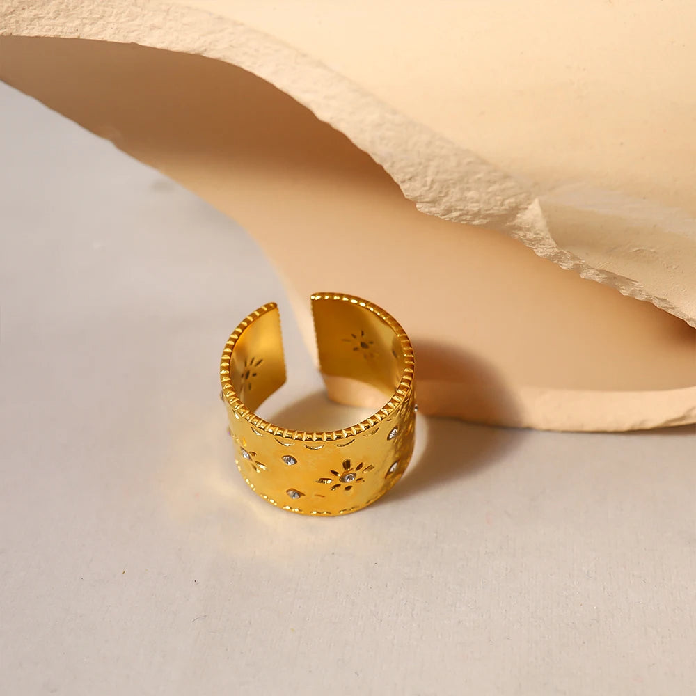 Geometric Flower Ring