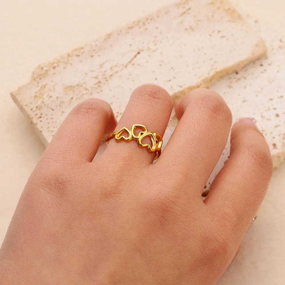 Hearts Ring