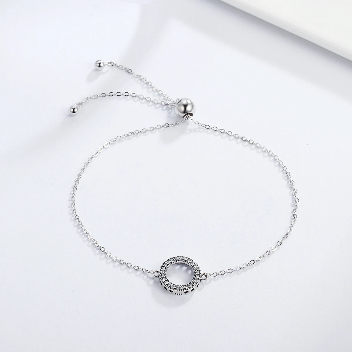 Classic Hollow Circle Bracelet