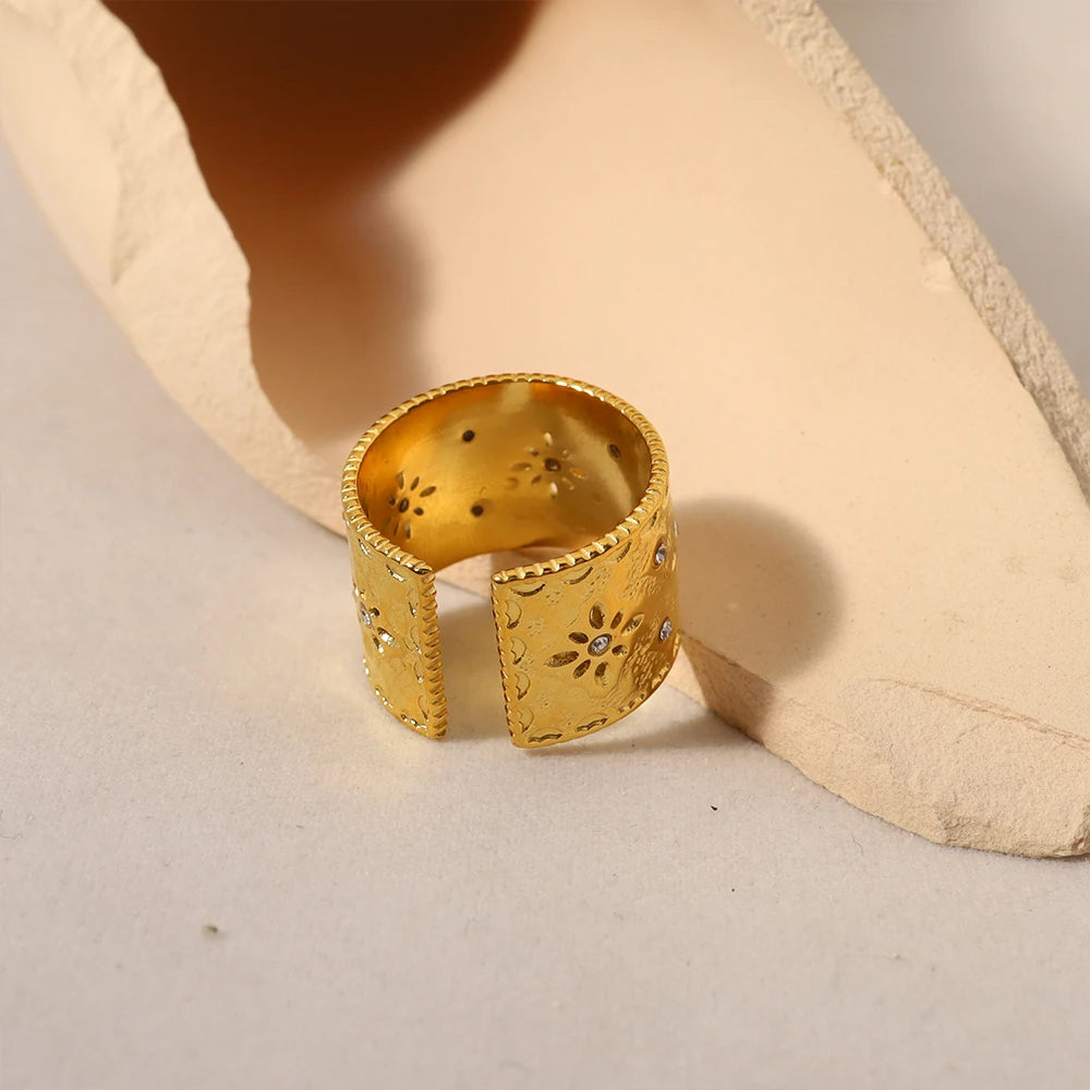 Geometric Flower Ring