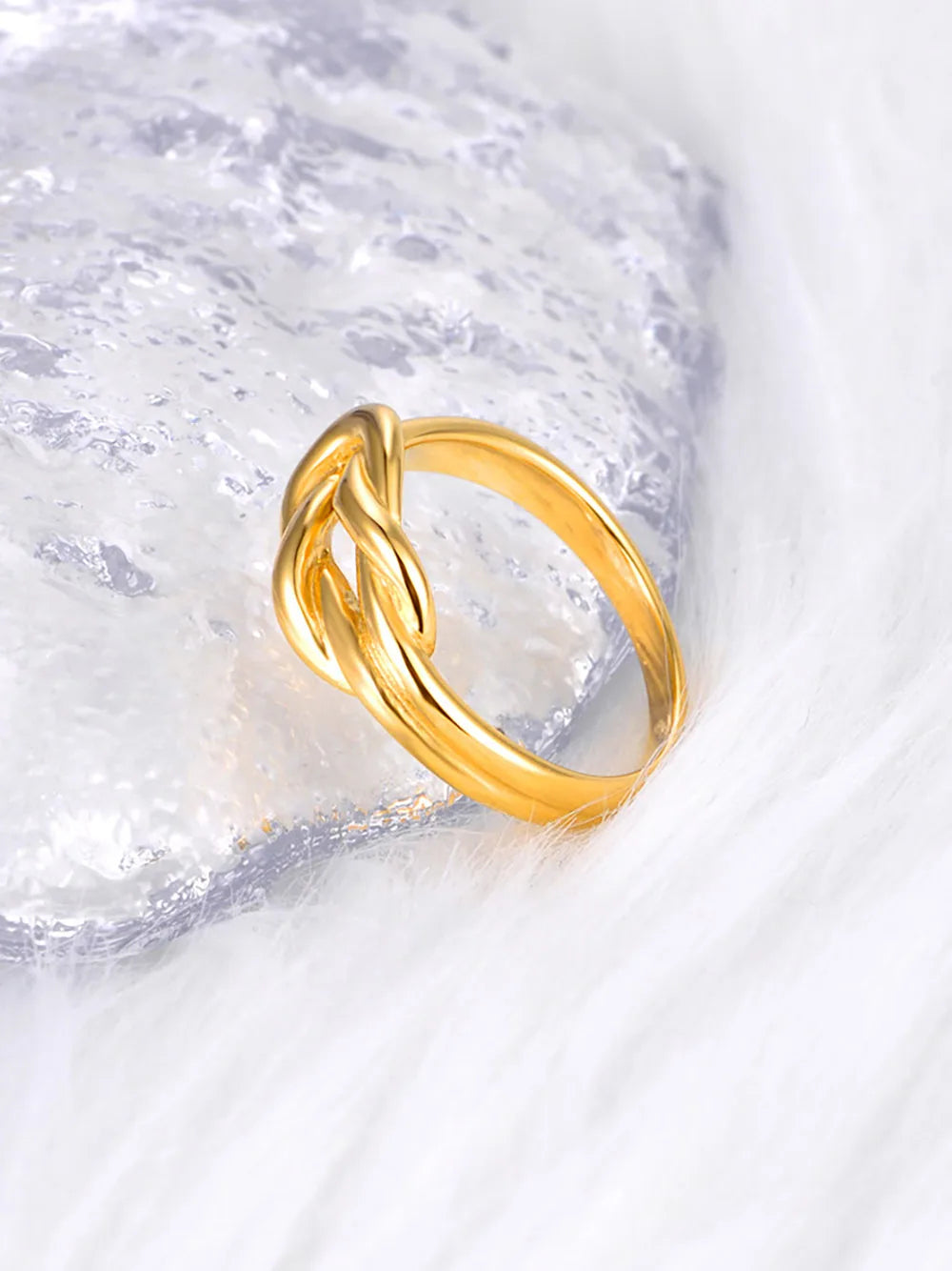 Creative Knot Ring