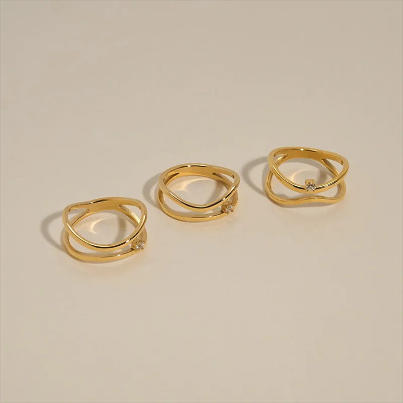 Dainty Solitaire Gold Ring