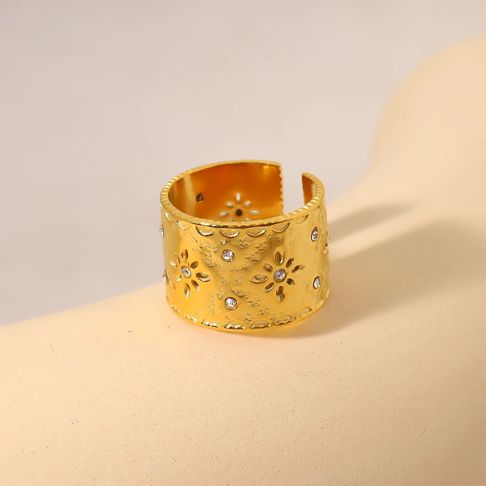 Geometric Flower Ring