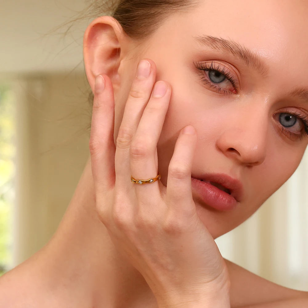 Rhinestone Eight Star Ring