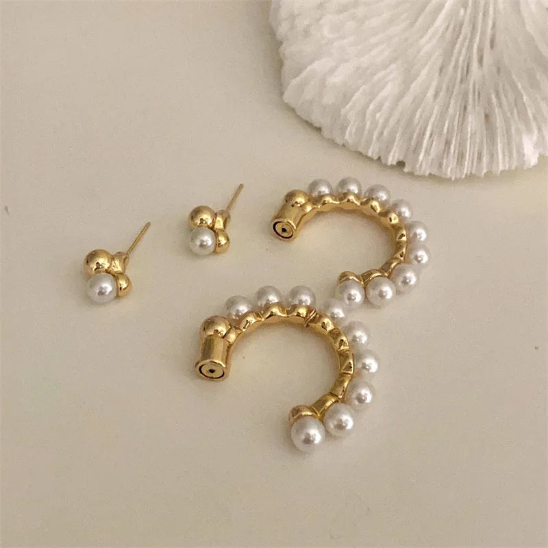 C-Shaped Pearl Earrings