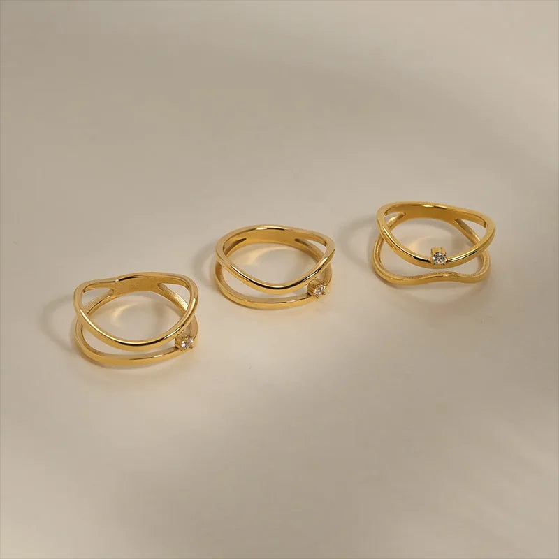 Dainty Solitaire Gold Ring