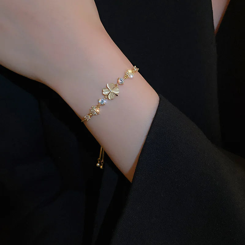 Zircon Opal Clover Bracelet