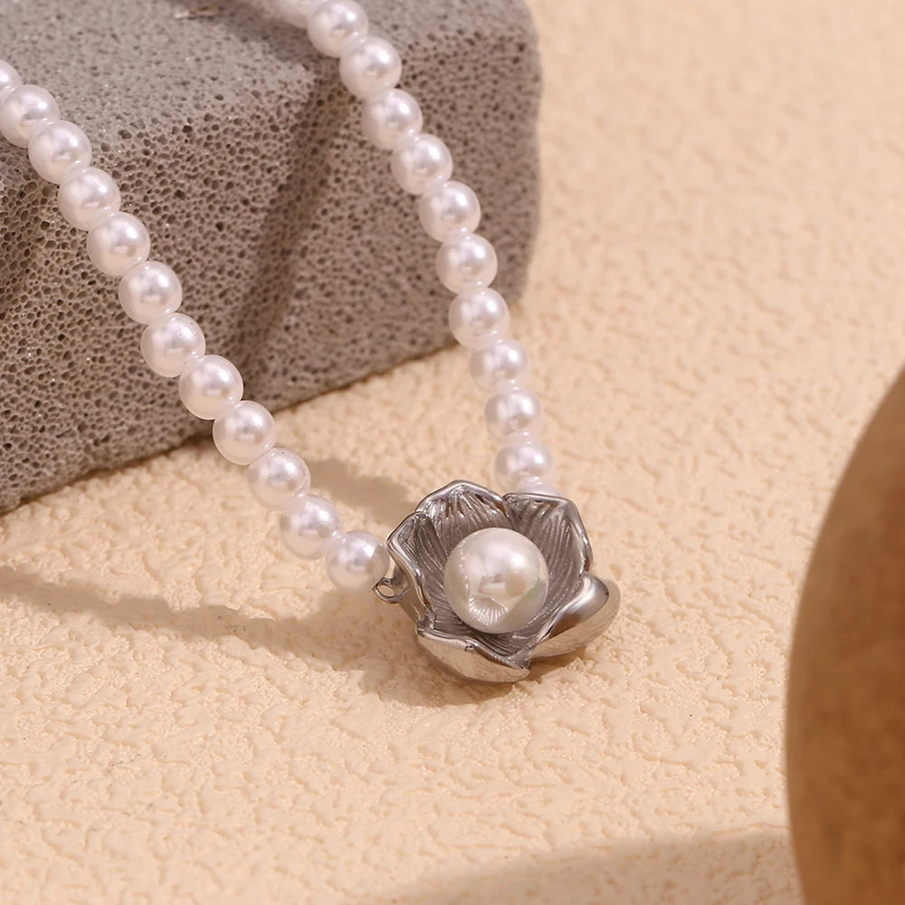 Pearl Flower Necklace
