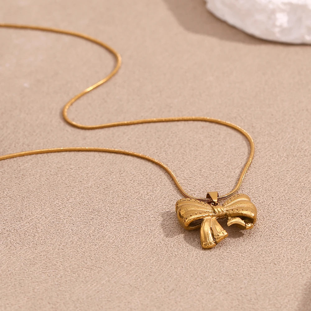 Cute Bowknot Necklace