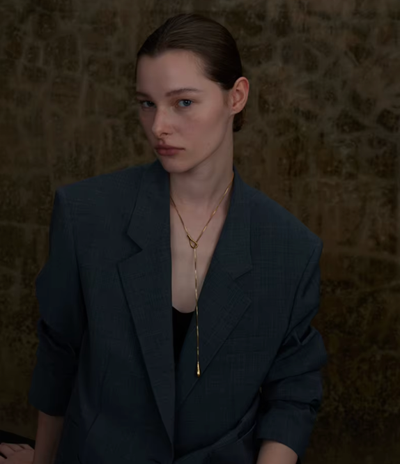 Distinctive Droplet Necklace