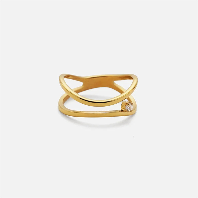 Dainty Solitaire Gold Ring