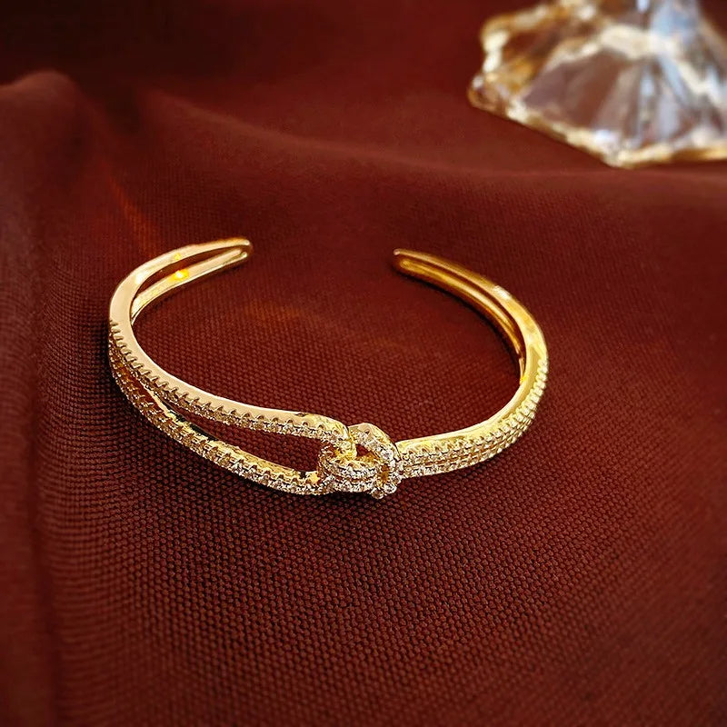 Splicing Knot Crystal Bracelet