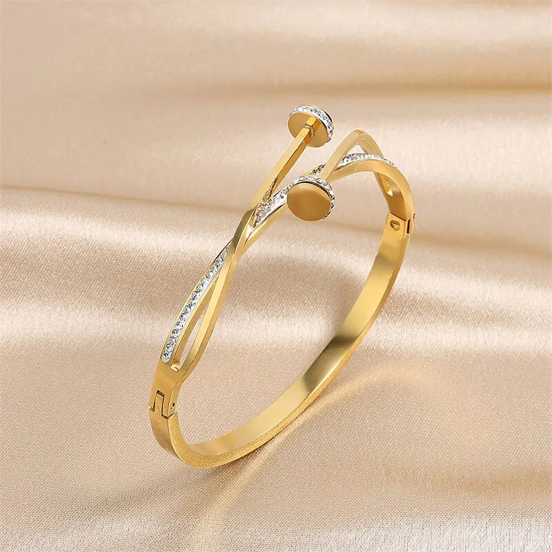 Twist Elegance Bracelet