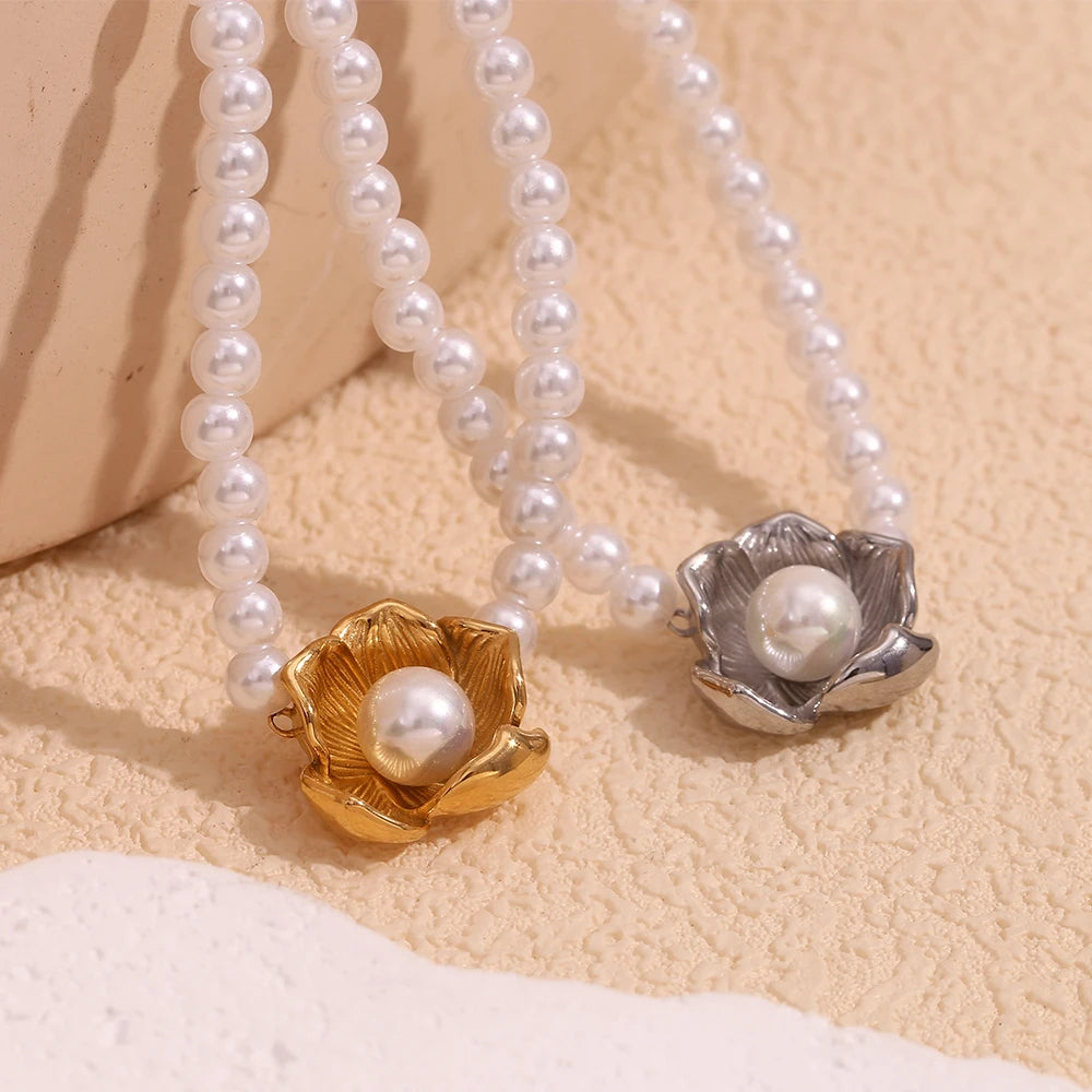 Pearl Flower Necklace