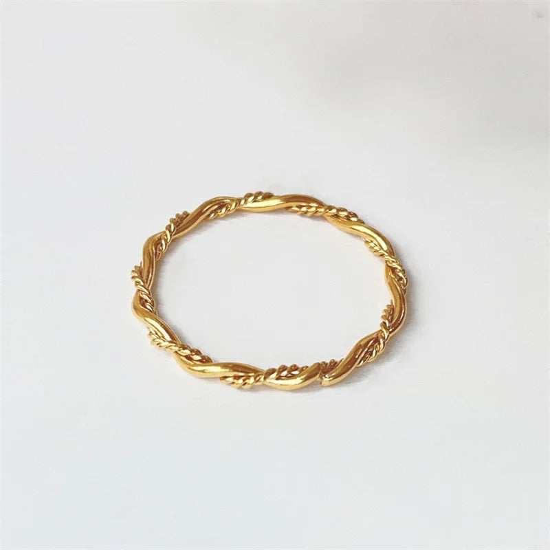 Minimal Rope Twist Ring