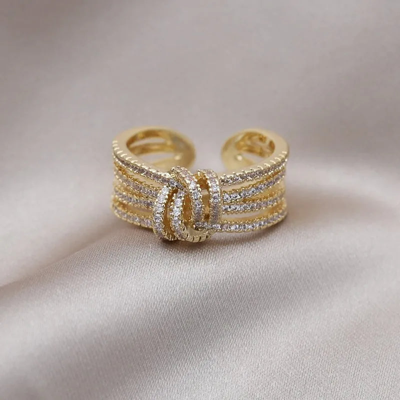 Cross Knotted Ring