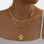 3 PCS Floral Pendant Layered Necklace Set