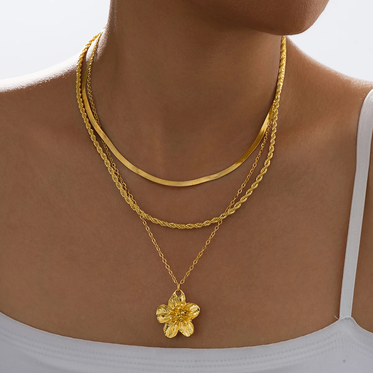 3 PCS Floral Pendant Layered Necklace Set