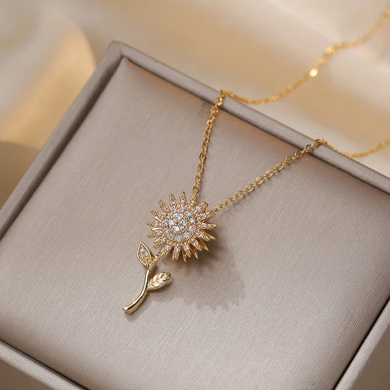 Rotatable Sunflower Necklace