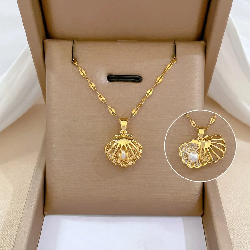 Hollow Shell Pearl Necklace
