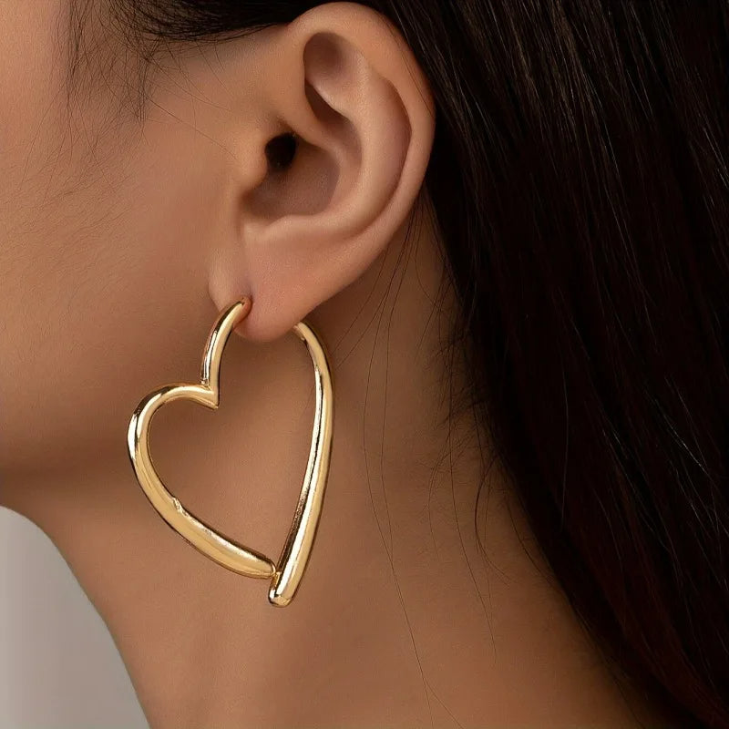 Personality Love Earrings