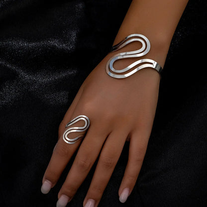 Snake Shaped Jewelry Set