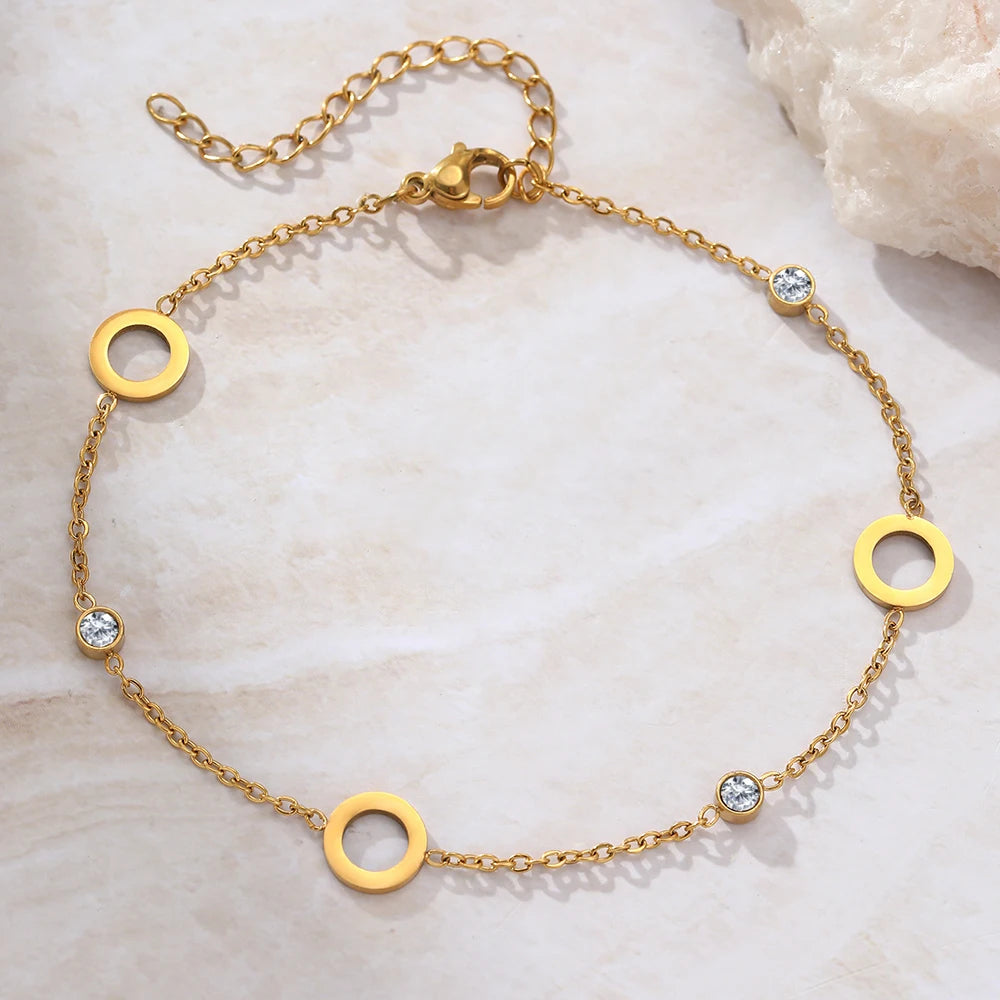 Dainty Hollow Circular Bracelet