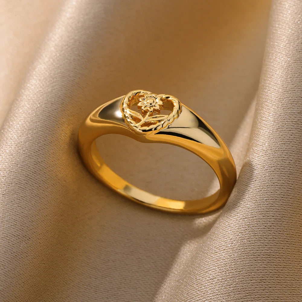 Hollow Heart Sunflower Ring