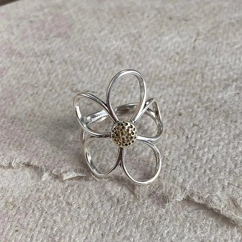 Big Flower Ring