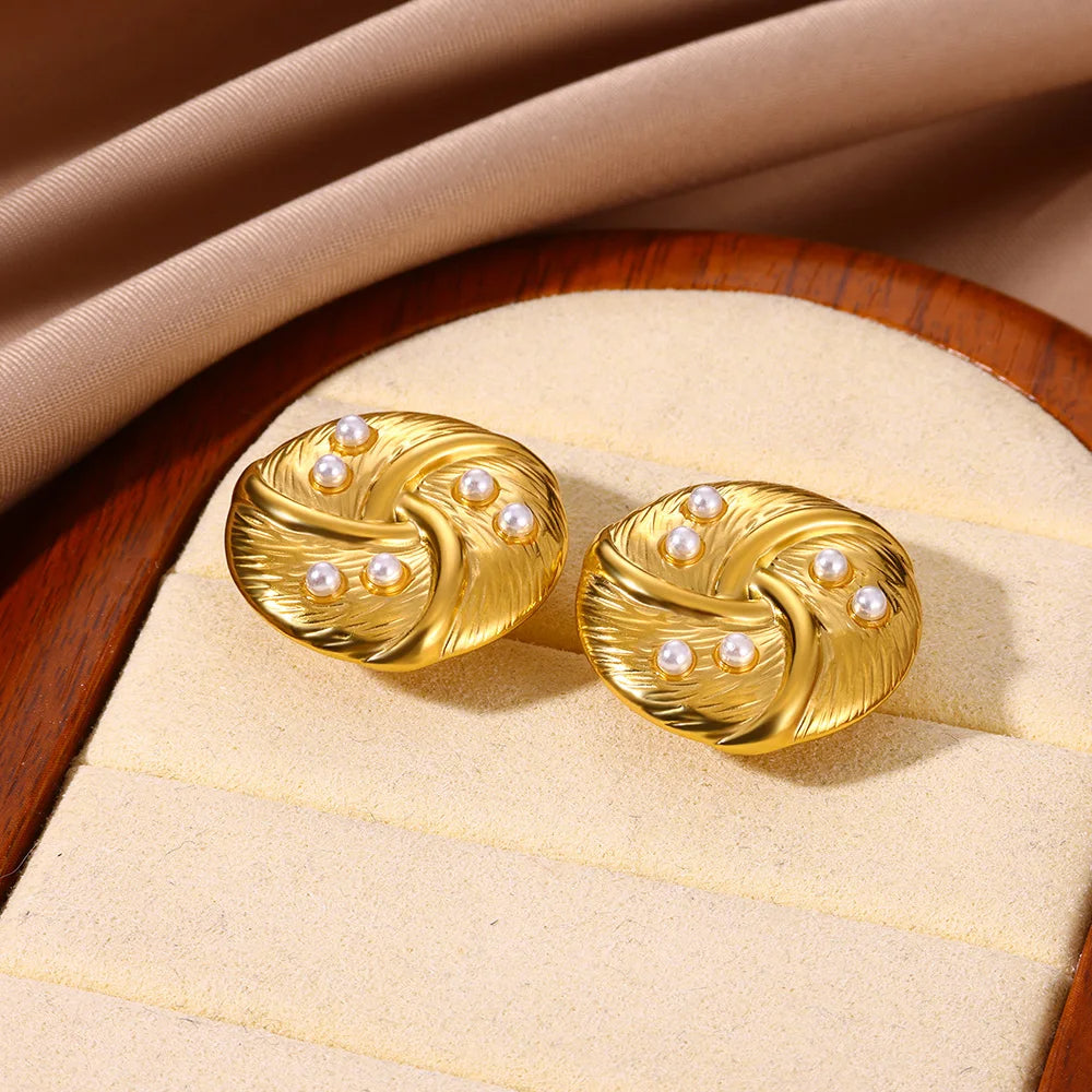 Round Pearl Earrings