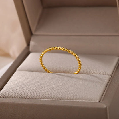 Twisted Spiral Ring