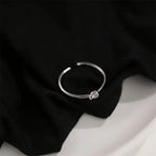 Simple Knot Ring