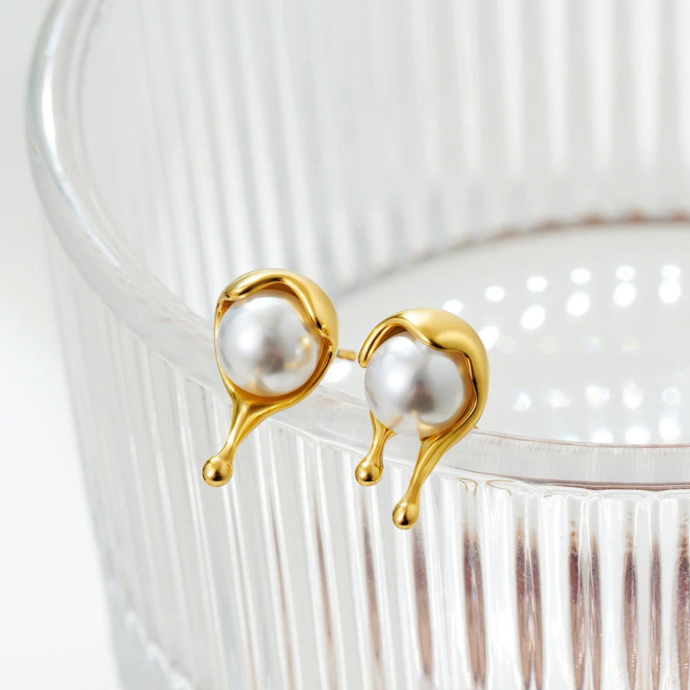 Melting Pearl Earrings