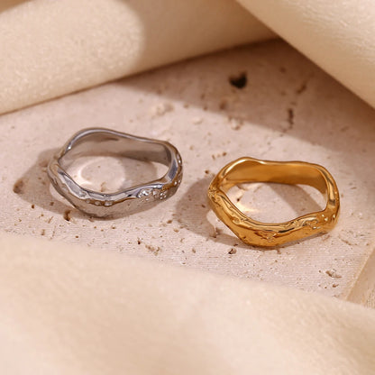 Plain Wave Ring