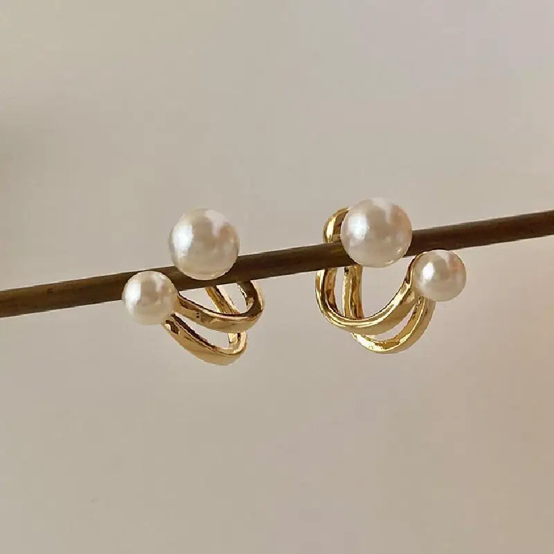Retro Pearl Earrings