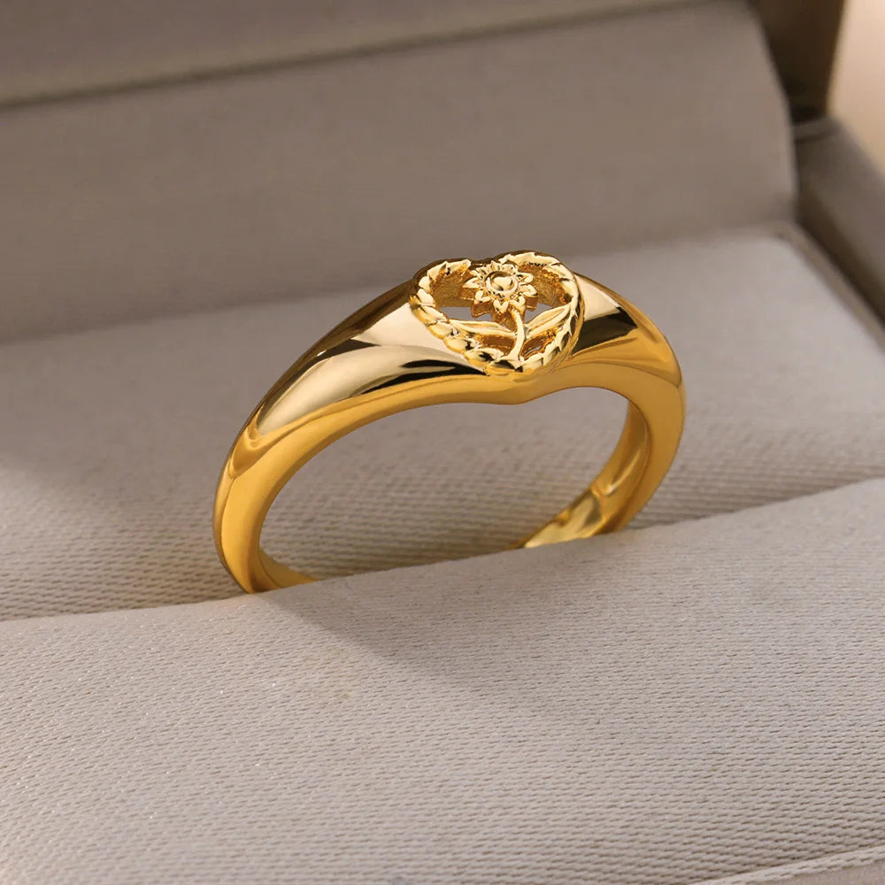 Hollow Heart Sunflower Ring