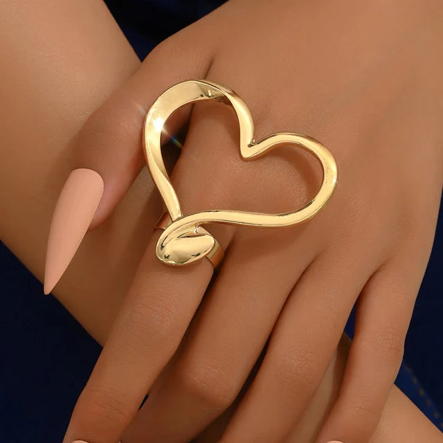 Adjustable Hollow Heart RIng