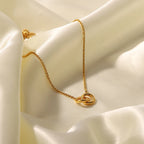 Interlocking Hoop Necklace