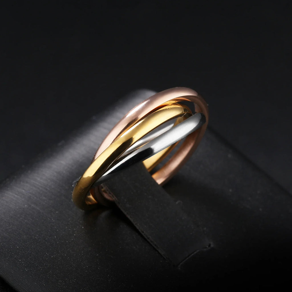 Tri-Color Interlocking Ring