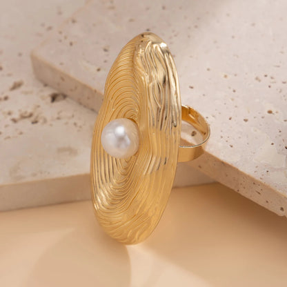 Elliptical Spiral Pearl Ring