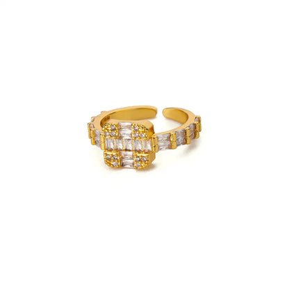 Square Crossed Ring
