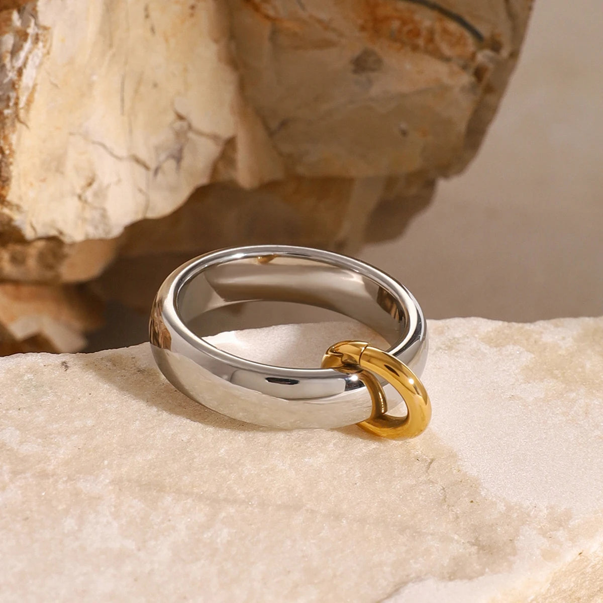 Single Hoop Ring