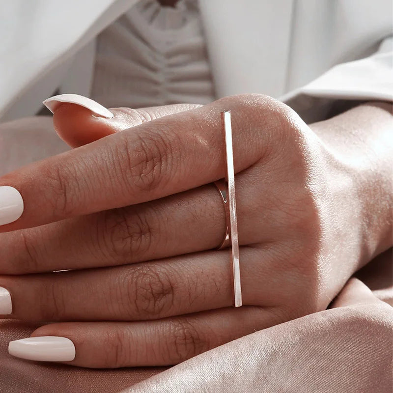 Minimal Long Strip Ring