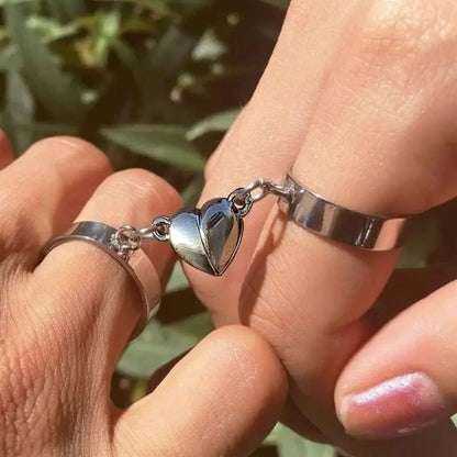 Linked Heart Couple Rings