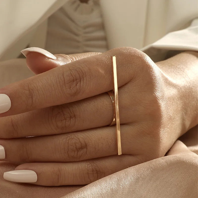 Minimal Long Strip Ring